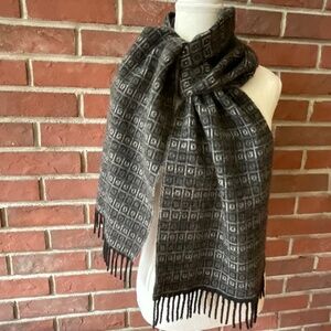 Cashmere Grey Black Geometric Print Fringed Scarf 11”x72”Made in Germany NEW
